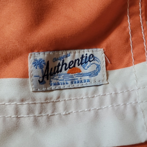 Carter's boy swim trunks - Picture 2 of 4